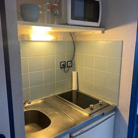 Place Saint Marc / Chu Apartment *